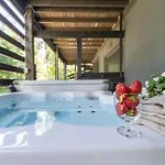 Kultaranta B - Comfy Retreat In With Hot Tub & Sauna *