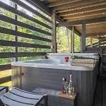 Lägenhet Kultaranta B - Comfy Retreat In With Hot Tub & Sauna
