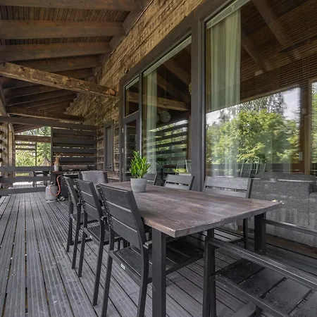 Kultaranta B - Comfy Retreat In With Hot Tub & Sauna *