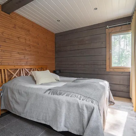 Kultaranta B - Comfy Retreat In With Hot Tub & Sauna